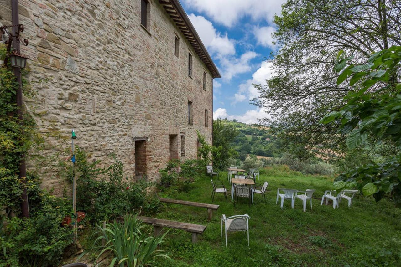 Agriturismo Il Poggio Degli Scoiattoli เปรูจา ภายนอก รูปภาพ