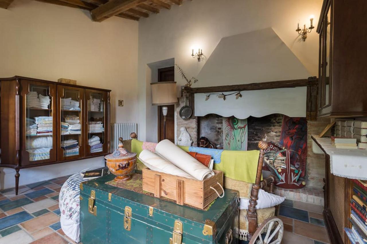 Agriturismo Il Poggio Degli Scoiattoli เปรูจา ภายนอก รูปภาพ